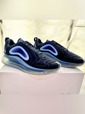 Men’s Like New Nike Air Max 72O in Obsidian Blue Fury Sz 8 S0017